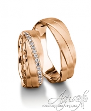 Обручальные кольца из красного золота, с бриллиантами